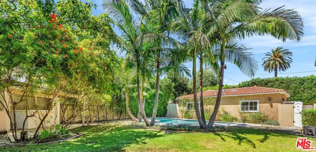 1709 Buckingham Road, Los Angeles CA: https://media.crmls.org/mediaz/0e36d3c0-965b-4e4a-a9c9-9cbbe09636a6.jpg