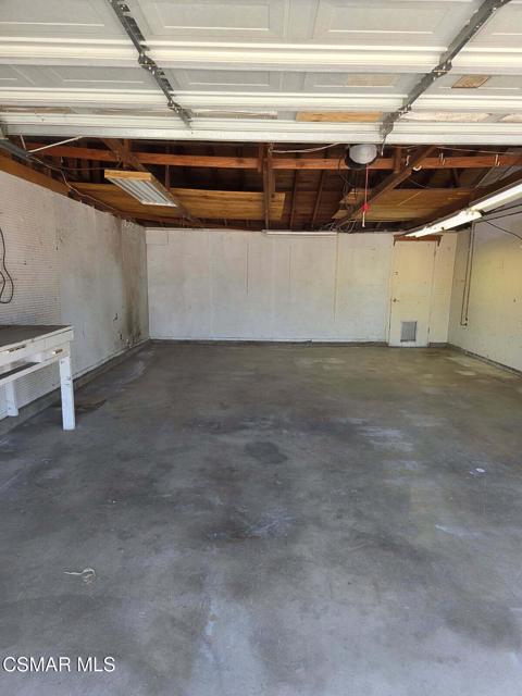 2267 Marshall Avenue, Simi Valley CA: https://media.crmls.org/mediaz/0e373a2d-788e-46fb-ad4a-7a1c64343aa3.jpg
