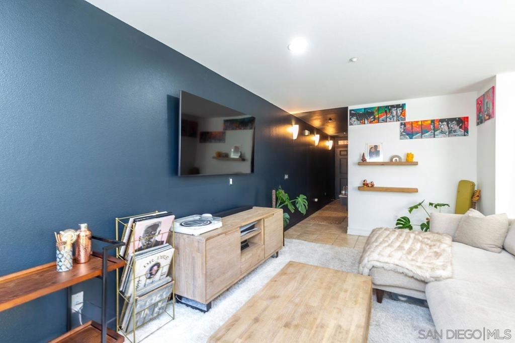 1225 Island - photo 10