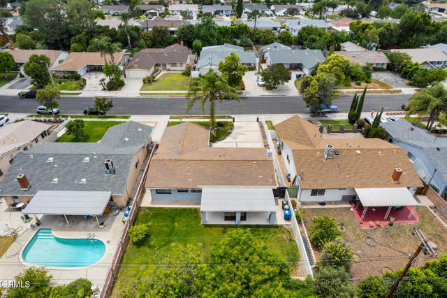 6552 Neddy Avenue, West Hills CA: https://media.crmls.org/mediaz/0e387472-07f0-4e50-ab2c-8ba37d245c43.jpg