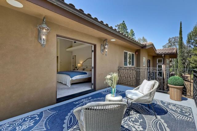 11558 Creek Road, Poway CA: https://media.crmls.org/mediaz/0e38a35b-832c-487f-820d-6683fa571b22.jpg