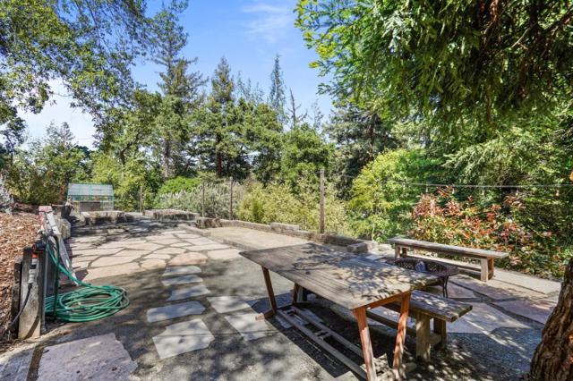 20420 Idylwild Road, Los Gatos CA: https://media.crmls.org/mediaz/0e38d635-ae94-4cea-b90b-ca6aa870a387.jpg