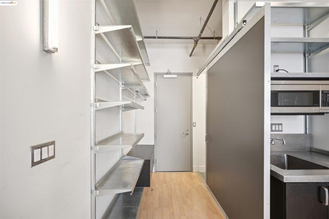 83 McAllister St, San Francisco CA: https://media.crmls.org/mediaz/0e38e39d-d302-4f5b-bd9b-273256701a03.jpg