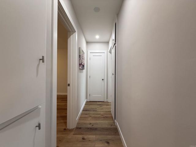 155 15Th Street, Del Mar CA: https://media.crmls.org/mediaz/0e397f86-b8ab-4216-9713-9168440d876f.jpg