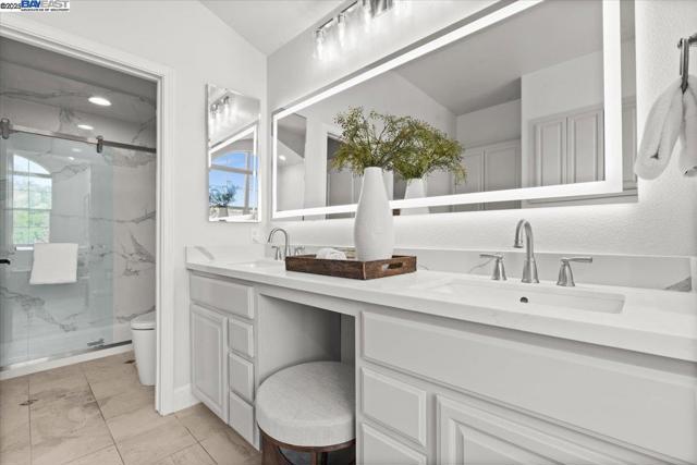 318 Montoya Way, Danville CA: https://media.crmls.org/mediaz/0e3ab8c5-f658-4966-bd79-60d553c3af2a.jpg
