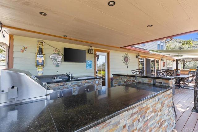 10499 Highway 79, Descanso CA: https://media.crmls.org/mediaz/0e3b15a6-05dd-48a2-bafa-2026fbeadd6a.jpg