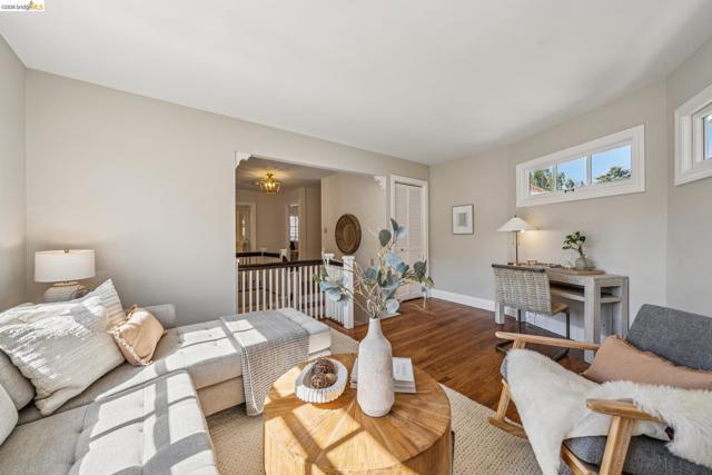 Image 32 of 59 For 4201 Lakeshore Ave