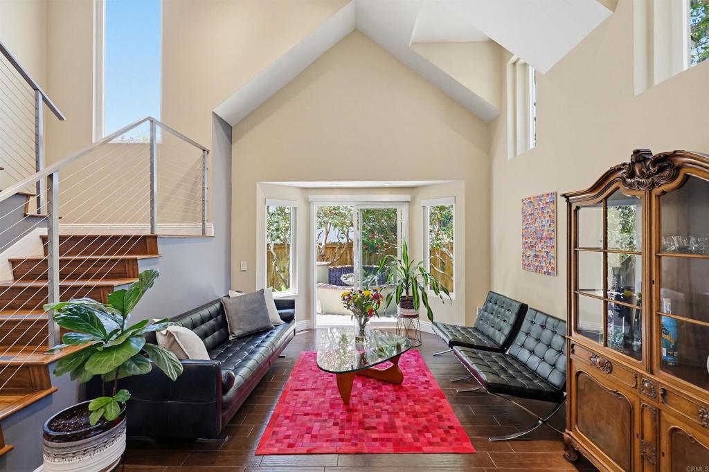 2756 Southampton - photo 10