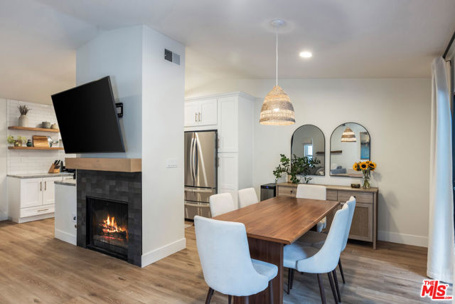 29107 Thousand Oaks Boulevard, B photo 6