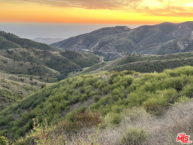 0 Ramera Motorway, Malibu CA: https://media.crmls.org/mediaz/0e3c654c-08aa-4ab3-b423-a6e0692c959b.jpg