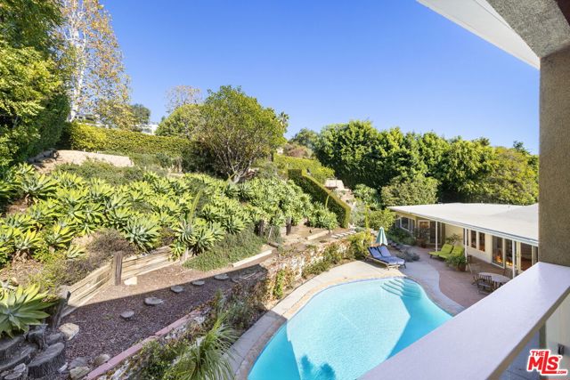 Drew Fenton | 11215 W Sunset Boulevard Los Angeles CA | MLS: 7520415 Drew Fenton | 11215 W Sunset Boulevard Los Angeles CA | MLS: 7520415