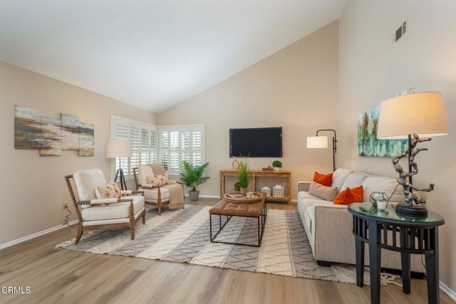 Detail Gallery Image 7 of 34 For 35206 Village 35, Camarillo,  CA 93012 - 2 Beds | 2 Baths