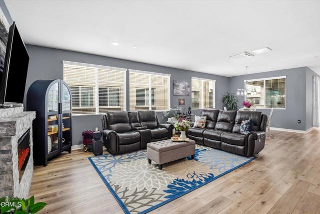 Detail Gallery Image 36 of 43 For 2820 Wagon Wheel Rd #403,  Oxnard,  CA 93036 - 3 Beds | 2/1 Baths