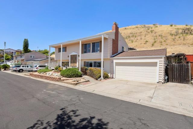423 Riviera Drive, Union City CA: https://media.crmls.org/mediaz/0e3d99dc-e579-4c20-984f-97304b258ee8.jpg