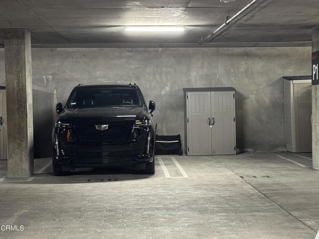 https://media.crmls.org/mediaz/0e3e02b5-f4d3-41b1-b82a-0441bc218681.jpg?preset=X-Large
