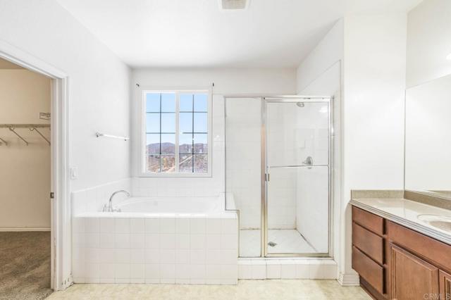 41013 Sunsprite St, Lake Elsinore CA: https://media.crmls.org/mediaz/0e3ec866-8eb4-402c-92ad-09e260d1ff45.jpg