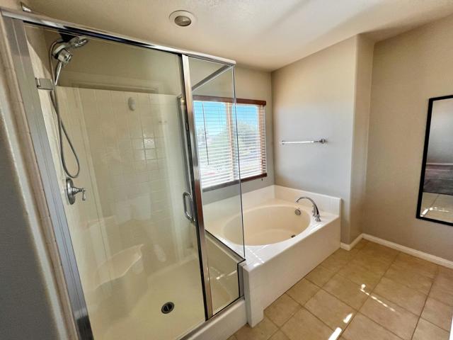 43770 Campo Place, Indio CA: https://media.crmls.org/mediaz/0e3eea5f-3417-4e90-bfdb-3ea00cdf72f7.jpg