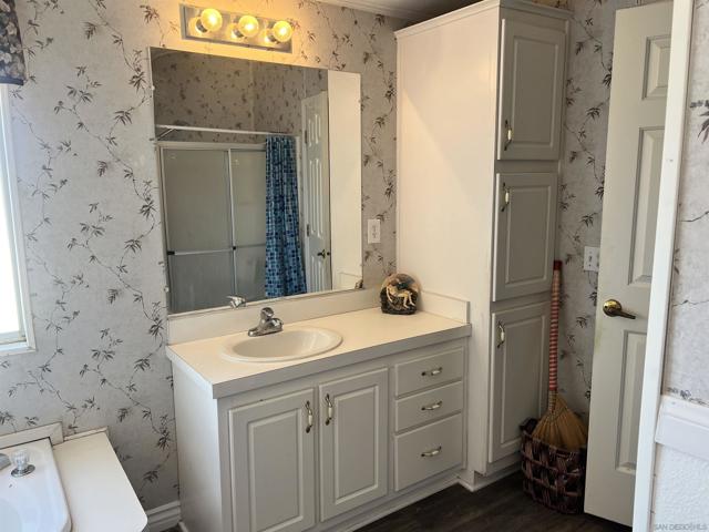 22545 El Centro Rd, Apple Valley CA: https://media.crmls.org/mediaz/0e3ef57f-a37e-421d-b84b-8eac7b2077f2.jpg