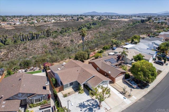 7502 Northrup Drive, San Diego CA: https://media.crmls.org/mediaz/0e3fcc1e-6410-4dc2-82c1-1db1db5248c8.jpg