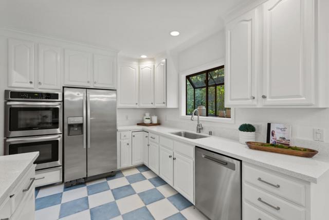 1227 Oak Street, San Mateo CA: https://media.crmls.org/mediaz/0e408a59-18cd-495c-bb33-6b05e0abbba7.jpg