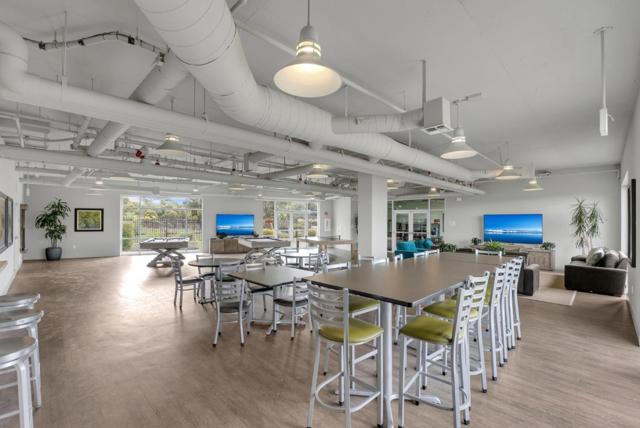 400 Mariners Island Boulevard, San Mateo CA: https://media.crmls.org/mediaz/0e417f8b-3f54-4a26-8f9a-281782f06afb.jpg