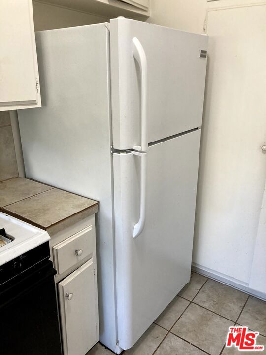 1338 14TH Street, Santa Monica CA: https://media.crmls.org/mediaz/0e42203f-a988-4eac-b0a9-be912f022a0c.jpg