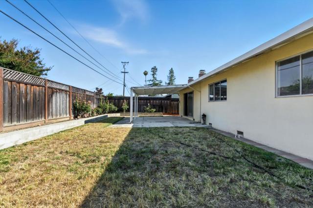 4887 Pepperwood Way, San Jose CA: https://media.crmls.org/mediaz/0e43896c-2091-4d53-ad4d-10f52ad5a543.jpg