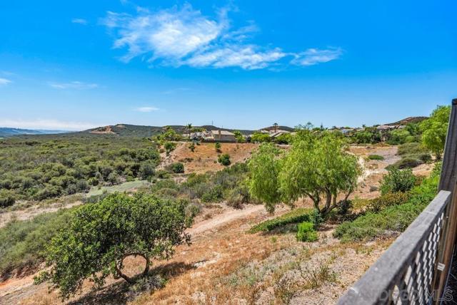 12064 Mannix Road, San Diego CA: https://media.crmls.org/mediaz/0e43b302-154d-42c6-891b-c07483fcef26.jpg