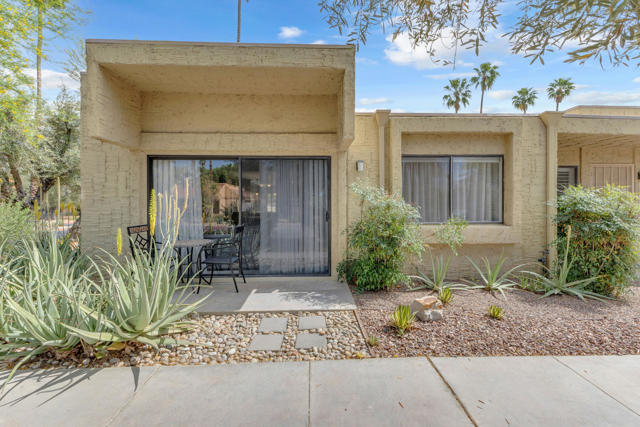 5803 Los Santos Drive #19, Palm Springs, CA 92264