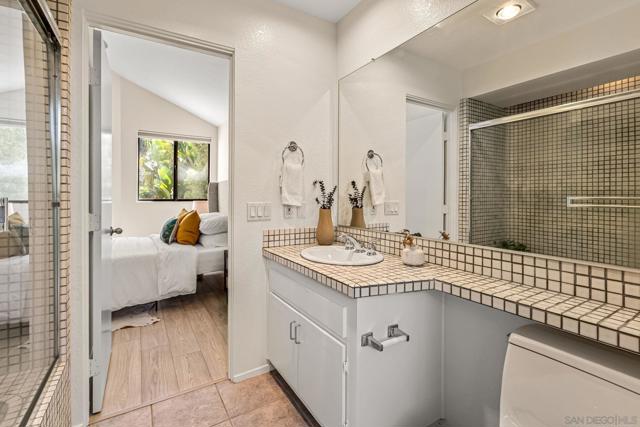 6338 Caminito Del Pastel, San Diego CA: https://media.crmls.org/mediaz/0e448d72-25c9-4df2-9ce9-fcd926c13db5.jpg