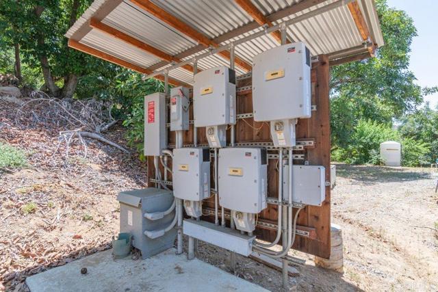 Image 37 of 75 For 3137 Valley Parkway