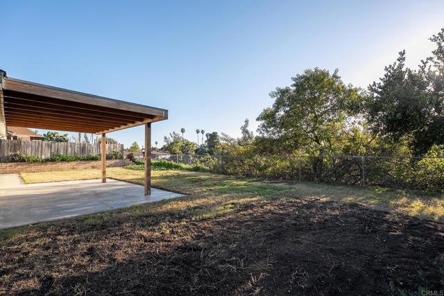 8973 CARLEY CIR, San Diego CA: https://media.crmls.org/mediaz/0e44babe-2d4e-41a3-afd7-ee01dff5e0ff.jpg