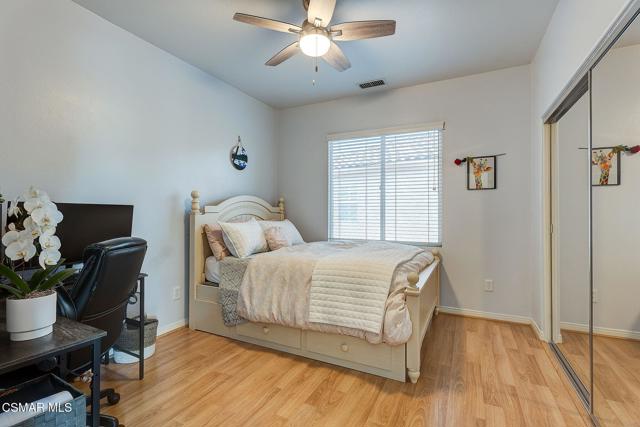 28097 Promontory Lane, Valencia CA: https://media.crmls.org/mediaz/0e460713-f9de-4059-af04-da5471690e64.jpg