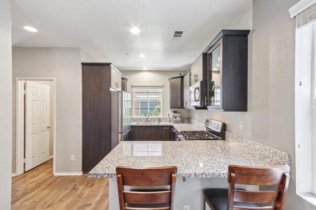 414 Via De La Paz, Palm Desert CA: https://media.crmls.org/mediaz/0e489ad0-a76f-4d0b-b3dc-2e6354f195c2.jpg