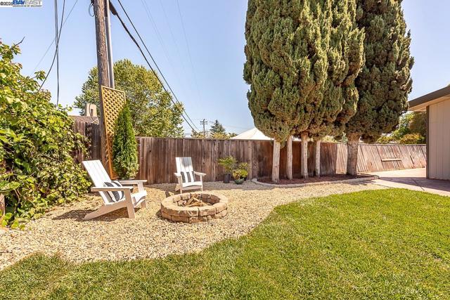 Image 49 of 55 For 697 Lakewood Dr