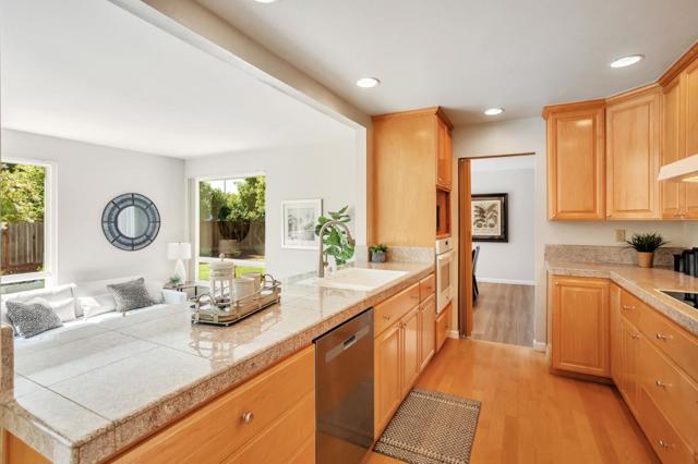 6357 Pismo Court, San Jose CA: https://media.crmls.org/mediaz/0e4ad20d-6b81-4791-a90d-e5c8216d7c57.jpg