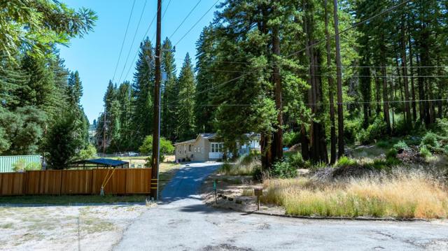 165 Coffeeberry Drive, Boulder Creek CA: https://media.crmls.org/mediaz/0e4bcff2-3d7e-4630-a564-c65bf6d0e457.jpg