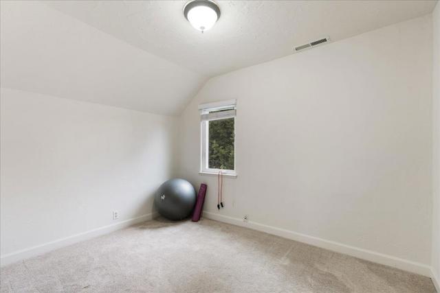 334 Park Way, Santa Cruz CA: https://media.crmls.org/mediaz/0e4c3382-e6e4-4c93-a806-7adb0c49db0e.jpg