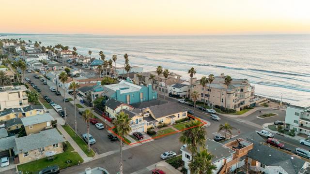 902 Pacific St, Oceanside, California 92054, ,Multi-Family,For Sale,Pacific St,240026159SD