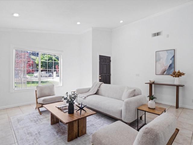4950 Scarlett Way, San Jose CA: https://media.crmls.org/mediaz/0e4dd717-5c1e-4a76-9427-de829a64ae97.jpg