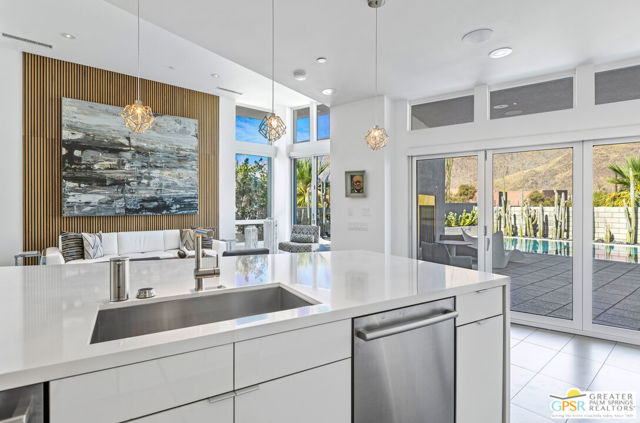 23297509 Listing Image 14