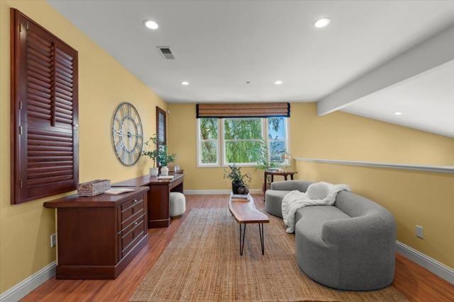 2330 Stonecress Street, Gilroy CA: https://media.crmls.org/mediaz/0e4f2a4a-758e-49f4-a8b5-93443f4187e0.jpg