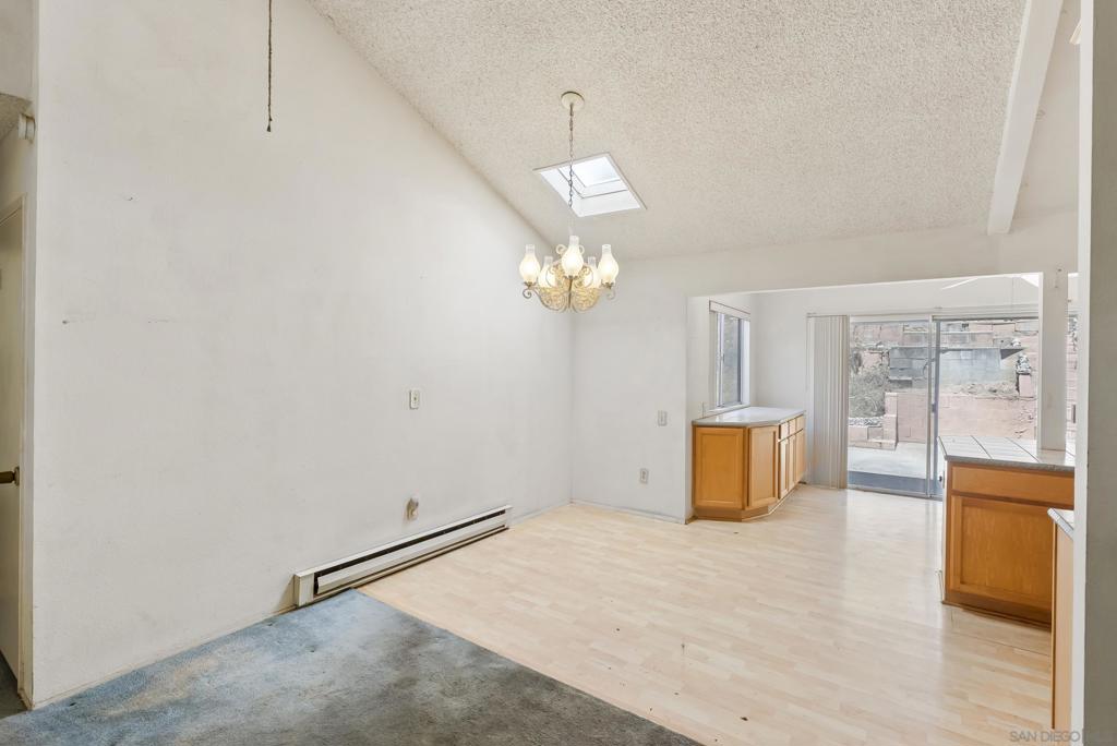 MLS #250035175SD img 8