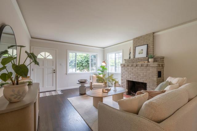 1222 Lincoln Avenue, Pacific Grove CA: https://media.crmls.org/mediaz/0e4fa55e-46ce-49c6-bd37-ed59cbf88352.jpg