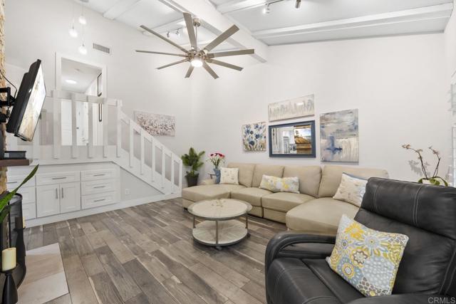 Detail Gallery Image 13 of 31 For 2352 Altisma Way #13,  Carlsbad,  CA 92009 - 2 Beds | 2 Baths