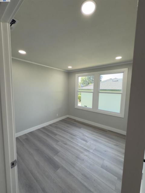 2809 Avalon Dr, Sacramento CA: https://media.crmls.org/mediaz/0e50df25-8ef8-47e9-bbe9-ff8bcf0fcdee.jpg