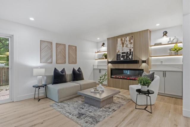 422 Liquidambar Way, Sunnyvale CA: https://media.crmls.org/mediaz/0e51e617-81d9-4b18-8138-859641aa026c.jpg