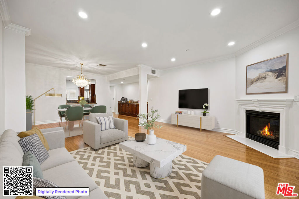 118 S Clark Drive #302