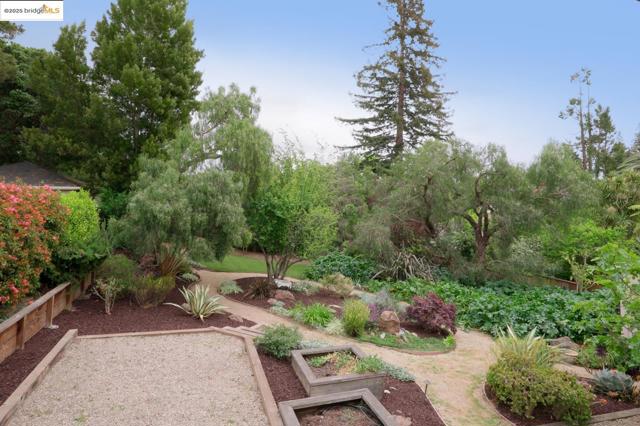 68 Fairview Ave., Piedmont CA: https://media.crmls.org/mediaz/0e54a4f1-14ef-4bd3-8571-26f2691a5023.jpg