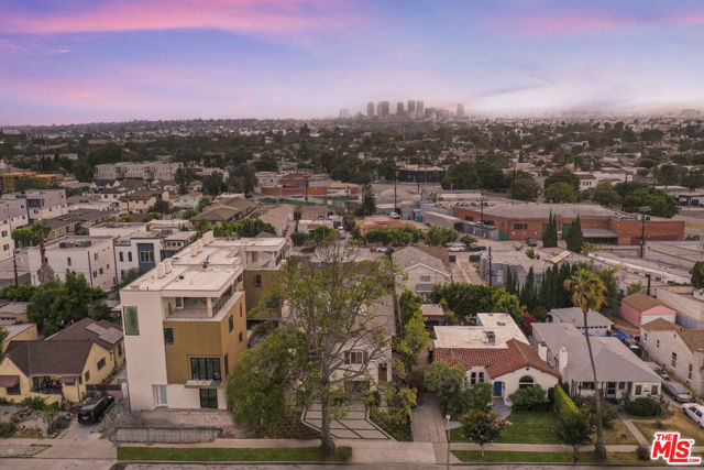 1741 S S Marvin Ave, Los Angeles CA: https://media.crmls.org/mediaz/0e54c206-cf31-4068-a2d3-6584d01695fd.jpg